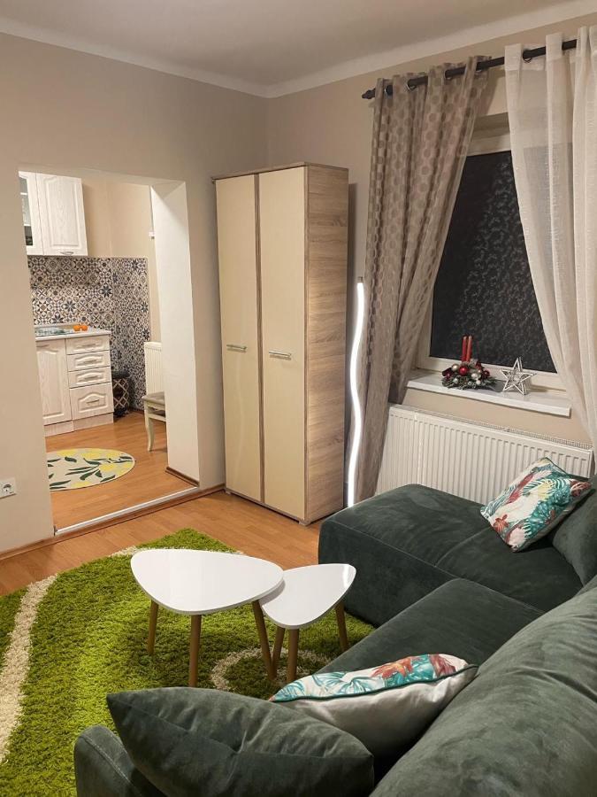 Kristalo Apartman Subotica Ngoại thất bức ảnh